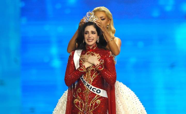 Ximena Navarrete y Lupita Jones, exMiss Universo, felicitan a Fátima Bosch tras ganar la corona: "¡Tenemos cuarta!"