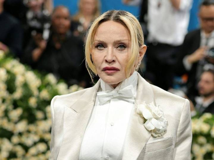 MTV pulling plug on global music channels