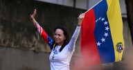 María Corina Machado llama a los militares a bajar las armas ante creciente presión de EEUU sobre Maduro