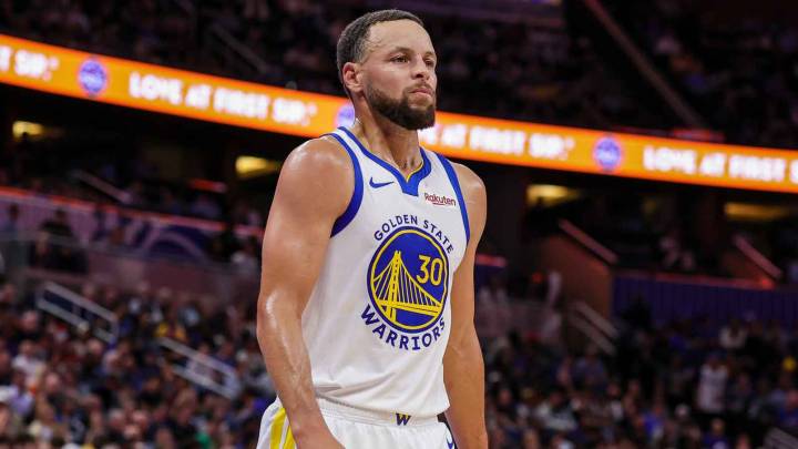 Stephen Curry’s status in Warriors-Heat in question after ankle tweak