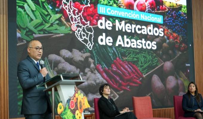 Más de 100 dirigentes de mercados de abastos son capacitados por Produce en gestión y seguridad alimentaria