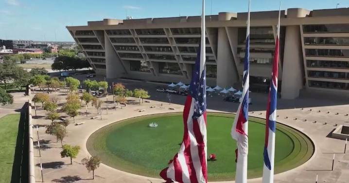 Dallas residents push to save City Hall amid growing concerns over its future