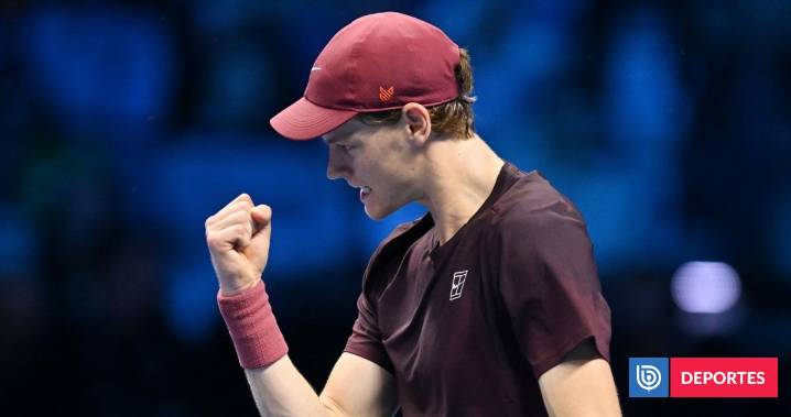 "Maestro" por segunda vez: Jannik Sinner batió a Alcaraz y reconquistó el ATP Finals