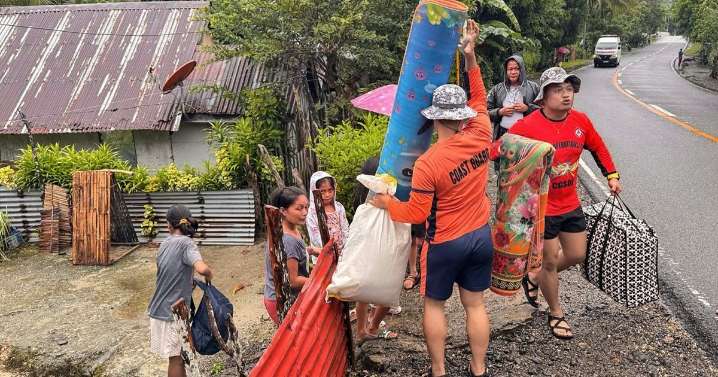 Más de 150.000 personas tienen que ser evacuadas en Filipinas ante la llegada del tifón Kalmaegi