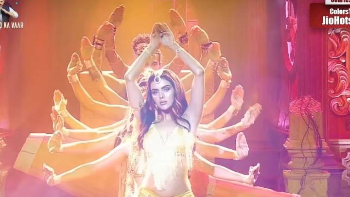 Ekta Kapoor reveals 7th Naagin on Bigg Boss. ‘Bar dancer costume,’ say unhappy fans