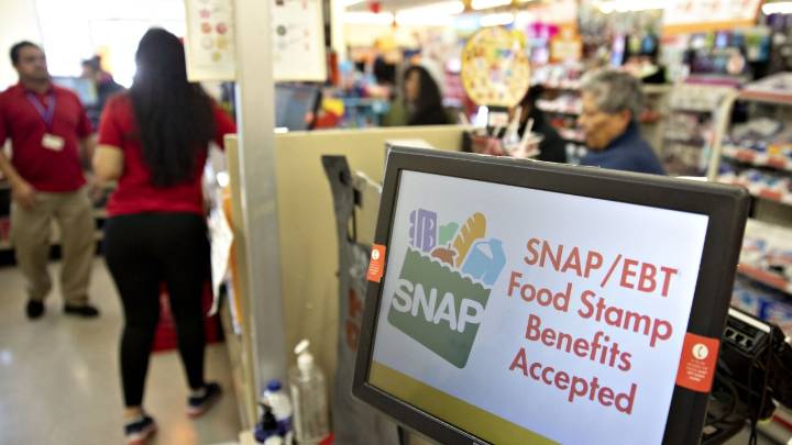 Charts: Government shutdown threatens SNAP benefits for 42M Americans