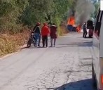 Se incendia vehículo en Mixquiahuala