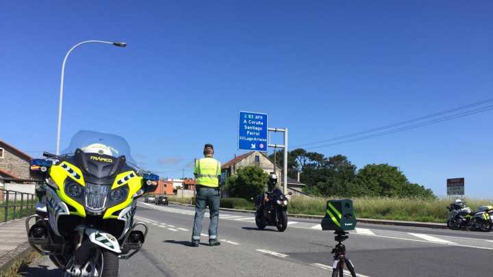 Localizan a conductor de Ferrol circulando a 214 km/h en una vía limitada a 90