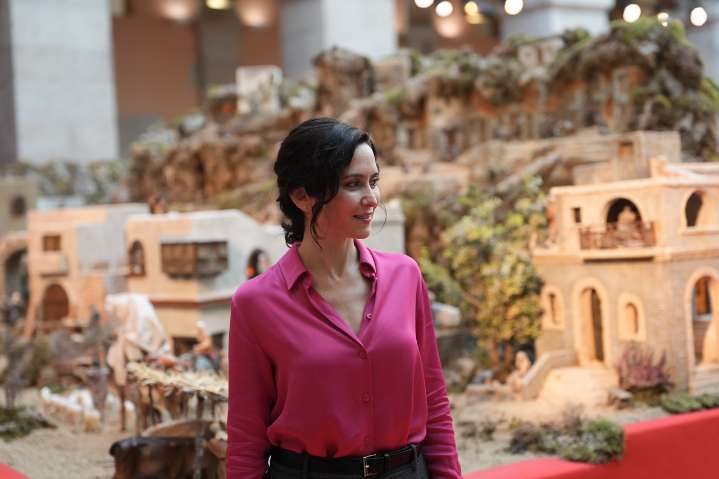 El Belén de la Comunidad de Madrid revive la Huida a Egipto bajo un firmamento de 60.000 estrellas