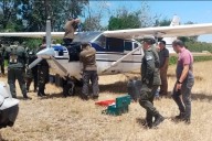 Hallaron otra avioneta abandonada en un campo de Santa Fe: fue utilizada para transportar droga