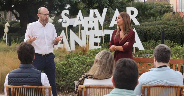 Los jardines de Plaza Mayor se convierten en un océano con la instalación inmersiva ‘Mediterraneum’