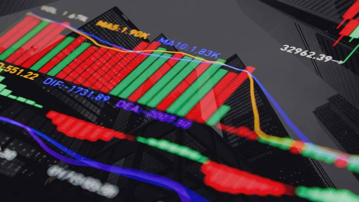 Riesgo país: a qué nivel debería caer para que la Argentina retorne al mercado de deuda, según la city