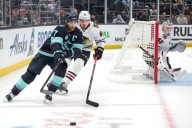 Eberle’s late goal helps Kraken beat Blackhawks 3