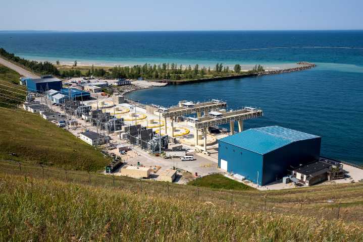 Big utilities claim botched rebuild of Lake Michigan power plant in $600M trial
