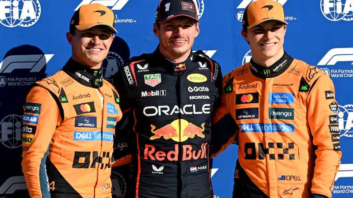 Descalificaron a los McLaren y el campeonato de pilotos está al rojo vivo