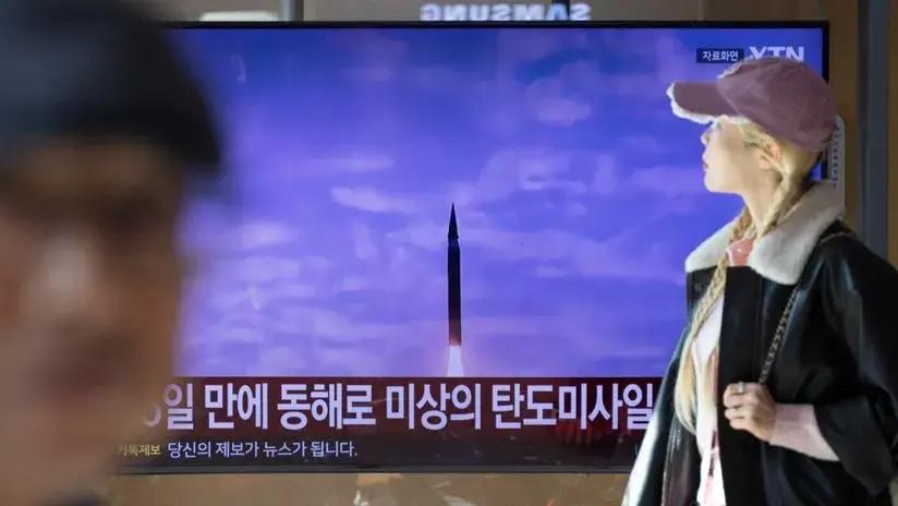 Corea del Norte lanzó un misil balístico en medio de tensiones por sanciones impuestas por EE.UU. [FOTOS]