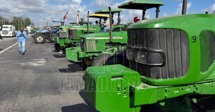 Tras cuatro días de caos, Gobernación desactiva bloqueos con productores