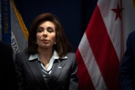 Judge criticizes federal prosecutors for relying on testimony by officer with credibility concerns