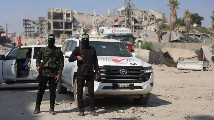 Israel recibió los cuerpos de tres rehenes en Gaza, afirma la oficina del primer ministro