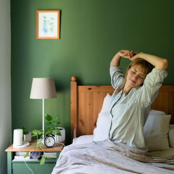 How to Become a Morning Person This Winter