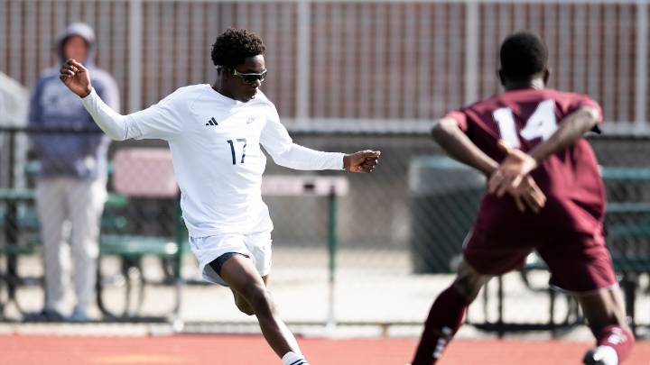 No. 3 West Orange topples Clifton in N1G4 quarters