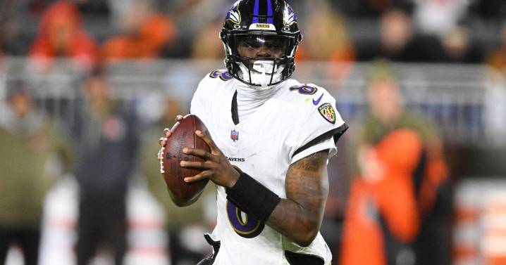 Baltimore Ravens QB Lamar Jackson misses another practice, this time with an ankle issue