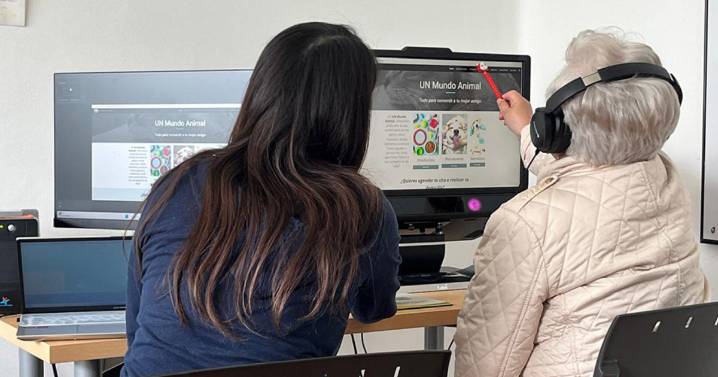 Descubrieron la mejor manera para estimular la interacción digital en adultos mayores: así funciona