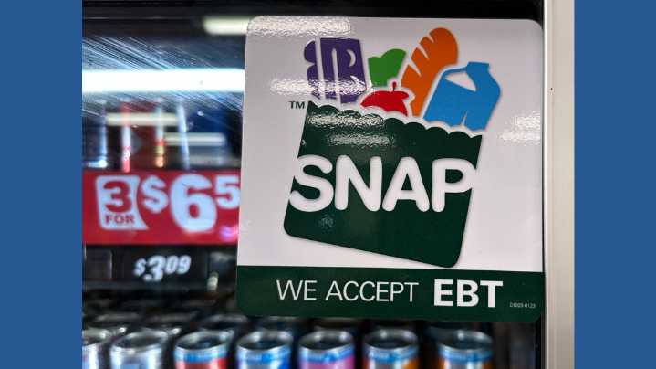 Trump administration seeks to block full SNAP payments for November