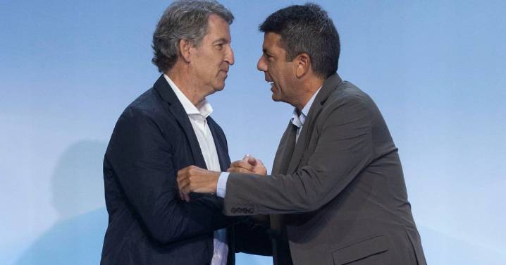 Mazón habla con Feijóo y anunciará este lunes la decisión sobre su futuro