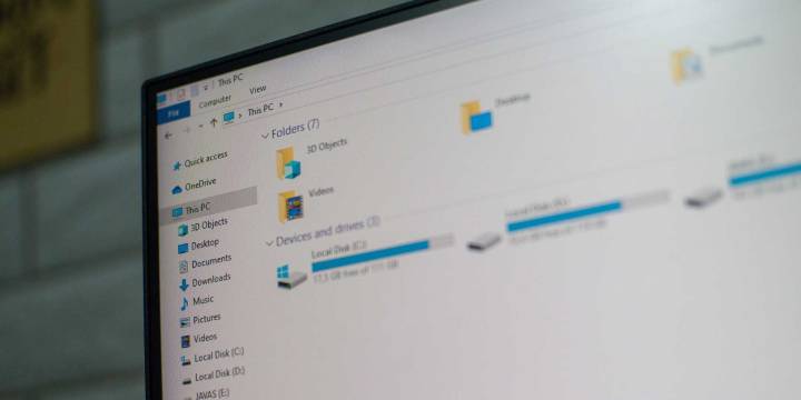 Microsoft preloads File Explorer to mask performance issues • The Register