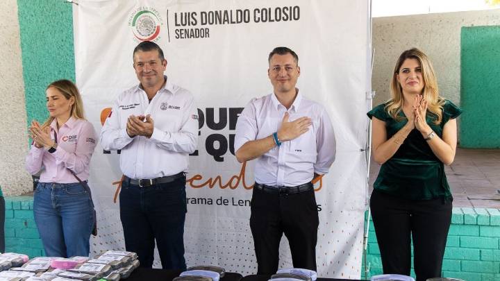 Entregan 238 pares de lentes a menores de edad de El Carmen