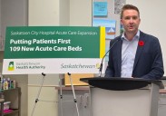 Government, opposition clash over hospital staff shortages