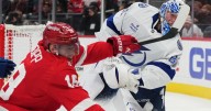 Lightning power past Red Wings for sixth straight victory