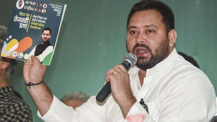 Bihar polls: Tejashwi Yadav reiterates job pledge in Nawada, Gaya