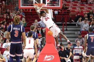 Deadspin | No. 21 Arkansas hits new high in Calipari era, rolls Jackson State