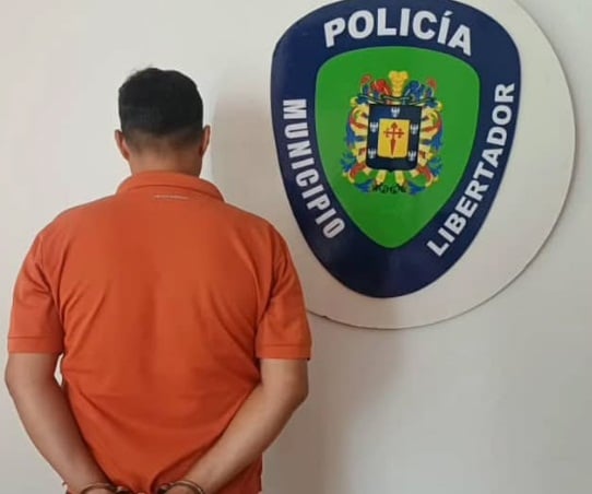 Detienen a ciudadano acusado de abusar sexualmente de un perro de raza Pastor Alemán