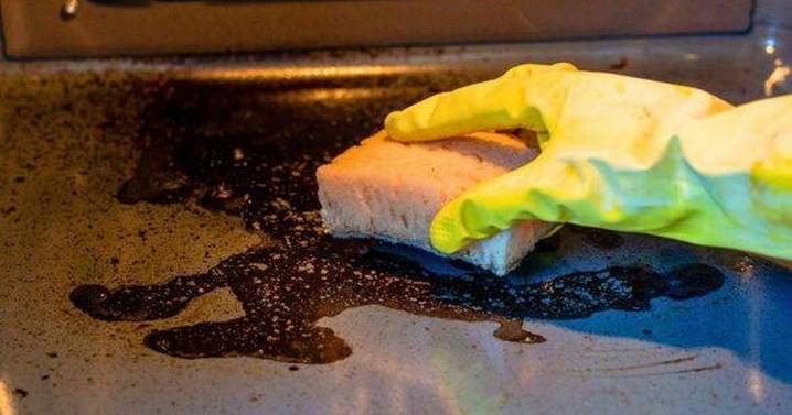 Ovens will be grease-free when cleaned with one everyday item