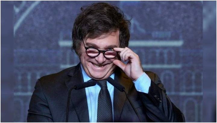 Un medio inglés destacó las reformas de Javier Milei y las comparó con las medidas de la “Troika" en Grecia