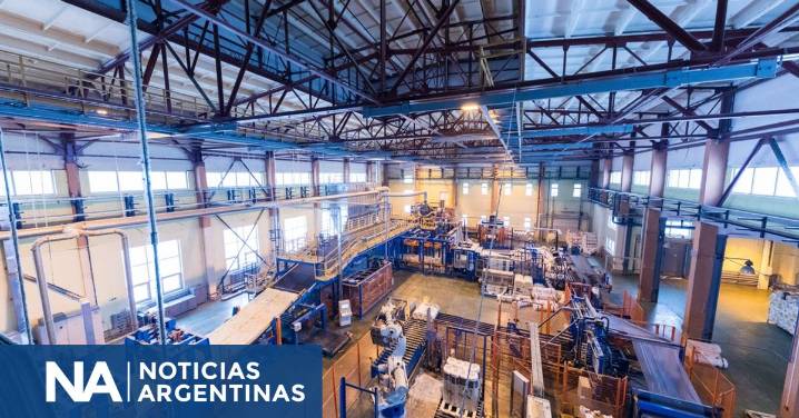 La producción industrial cayó 0,7% interanual en septiembre