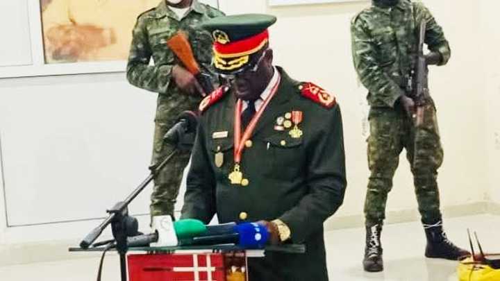 Los militares golpistas de Guinea Bisáu nombran al general Horta N'ta líder de transición