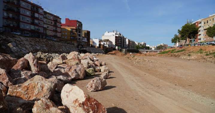 El Gobierno anuncia obras en el barranco del Poyo más de un año después y el día que comparecía Mazón