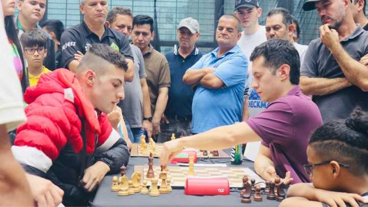 Pereira reunió a 400 deportistas en el torneo nacional de ajedrez por equipos