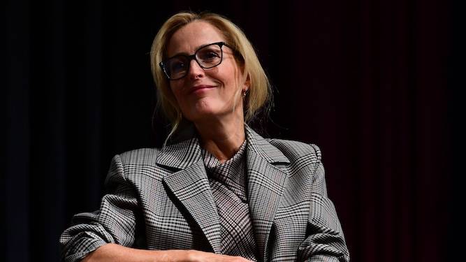 Gillian Anderson's acting career succession of ever more challenging wanks