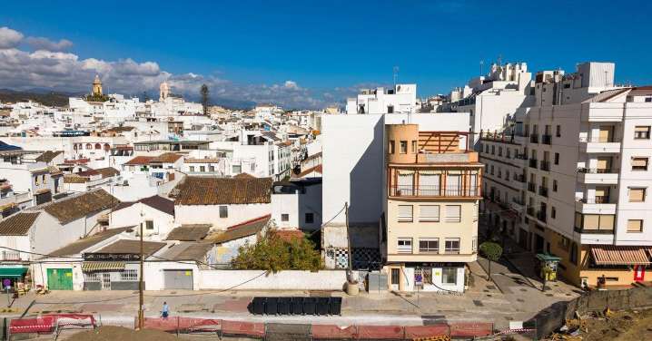 Estepona construirá un depósito para recoger el agua de lluvia y proteger al oeste del casco antiguo en caso de DANA