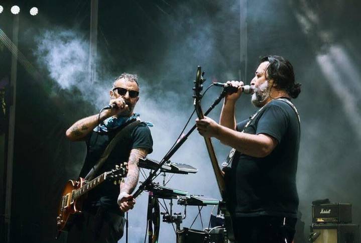 Tito Fuentes reaparece con Molotov en un concierto épico de 30 años lleno de...