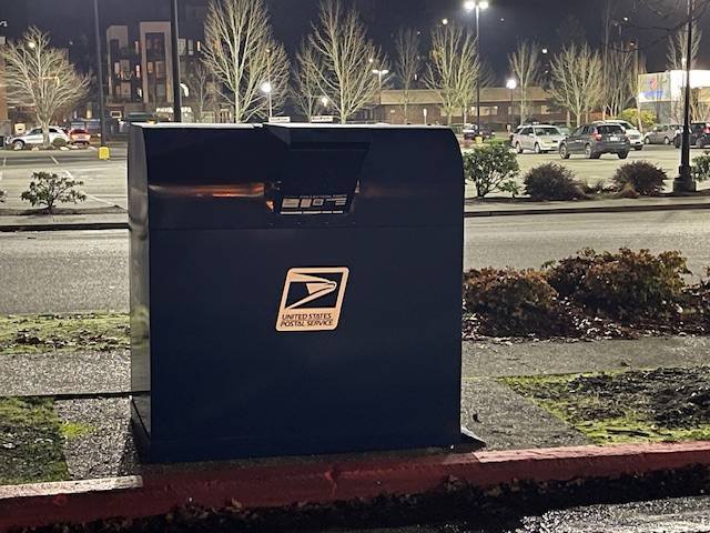 West Seattle Blog… | FOLLOWUP: Westwood Village post office’s outdoor mailbox is back