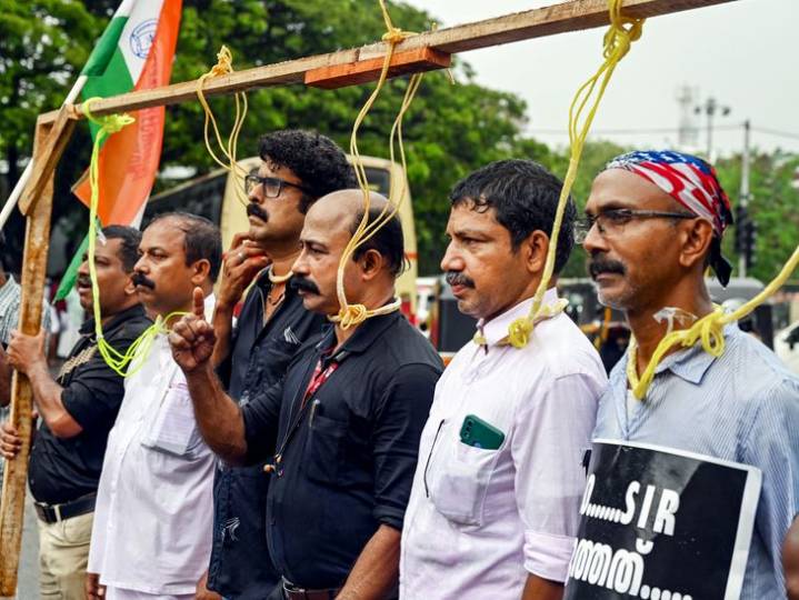 Voter List Revision – Tamil Nadu follows Kerala in boycott:Kerala government moves Supreme Court to stop SIR; 50.11 crore forms distributed in 12 states