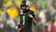 Dakorien Moore injury: Oregon star WR injured, will miss Iowa game in Week 11