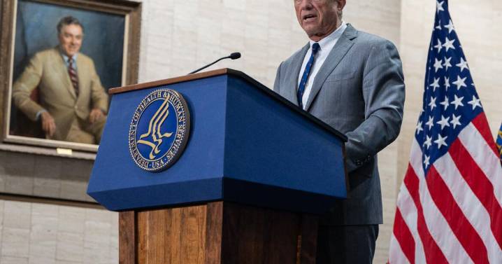 Trump administration says lower prices for 15 Medicare drugs will save taxpayers billions