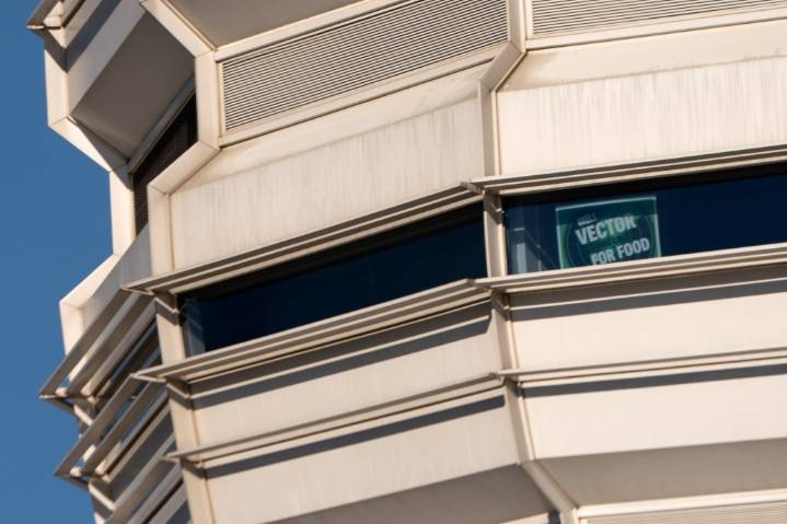 Flight disruptions will persist even after shutdown ends, airlines warn